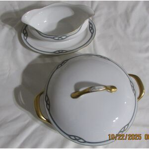 Meito China serving pieces covered dish and gravy boat with under plate Helena